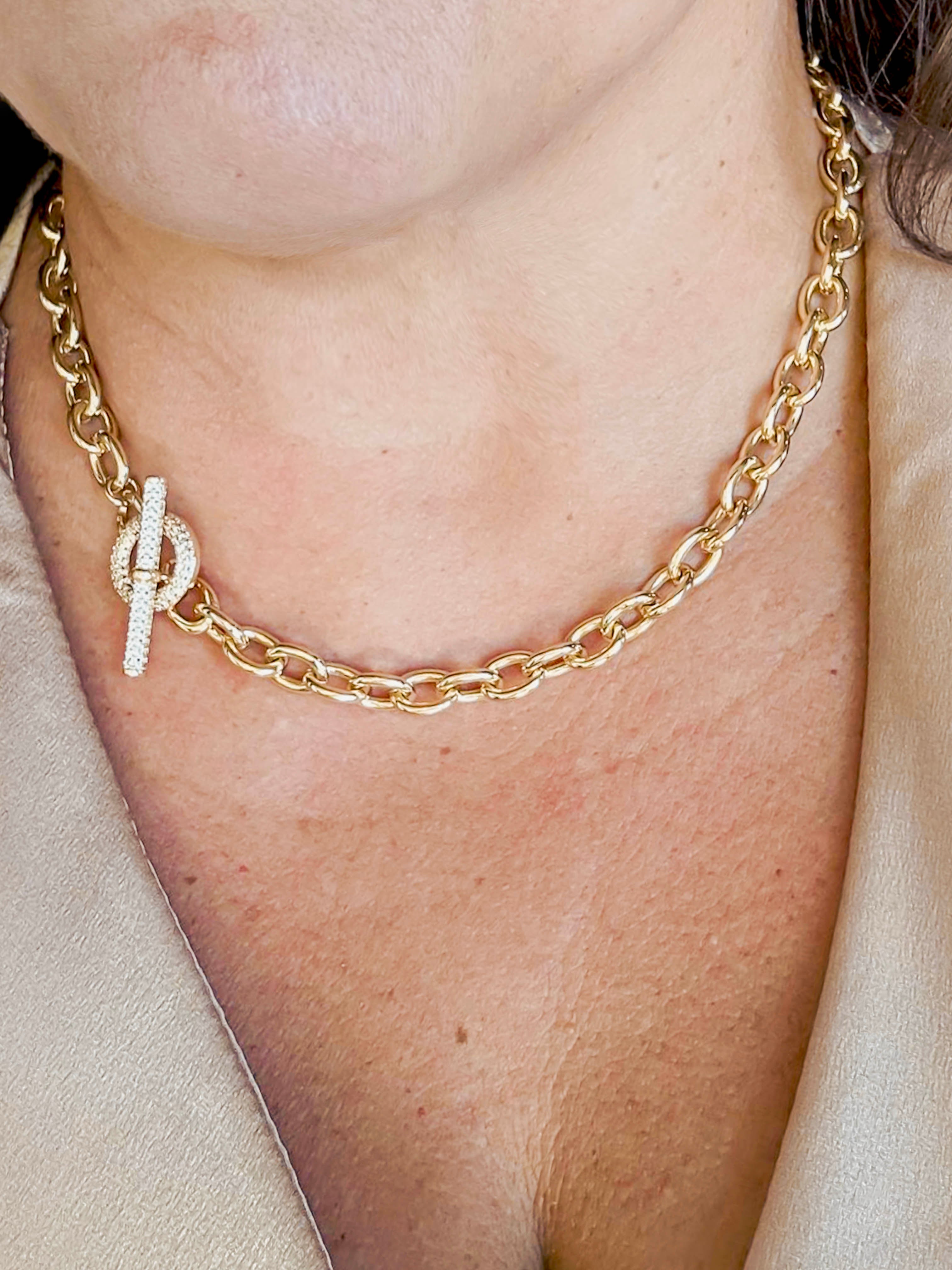 Necklace-Gold-Plated-Zirconia-set-charm